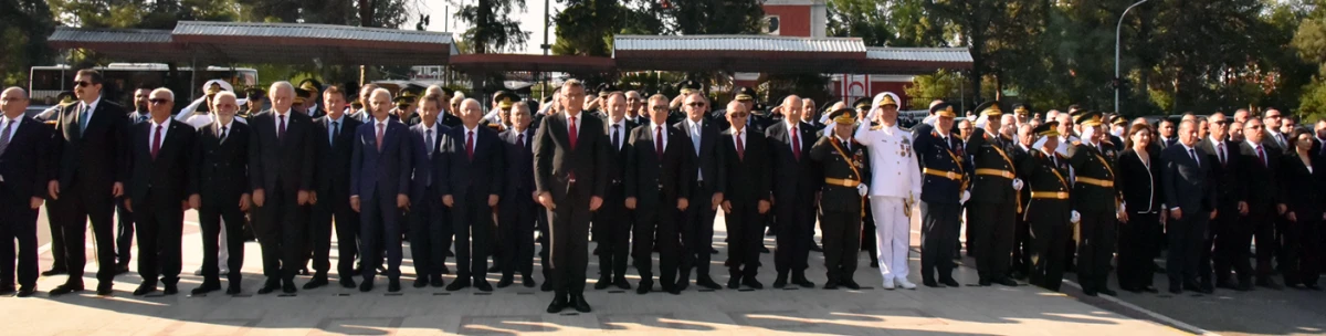 20 Temmuz Barış Harekatı'nın 52'nci yıl d&ouml;n&uuml;m&uuml;&hellip;Lefkoşa Atat&uuml;rk Anıtı &ouml;n&uuml;nde t&ouml;ren d&uuml;zenlendi