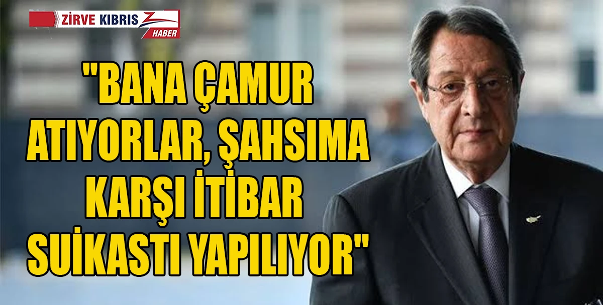 Anastasiadis basın toplantısıyla kendini savundu