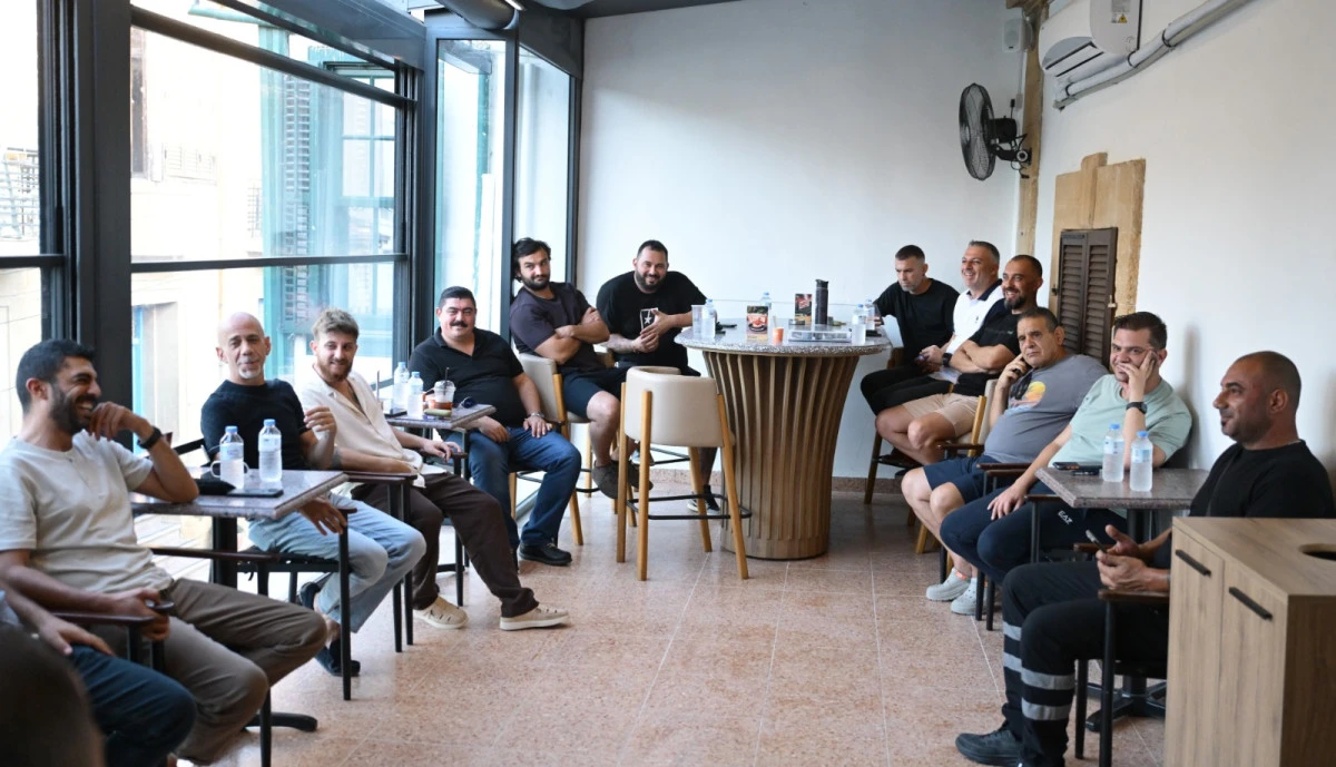 Başkan Harmancı, Zahra Sokak esnafı ile bir araya geldi