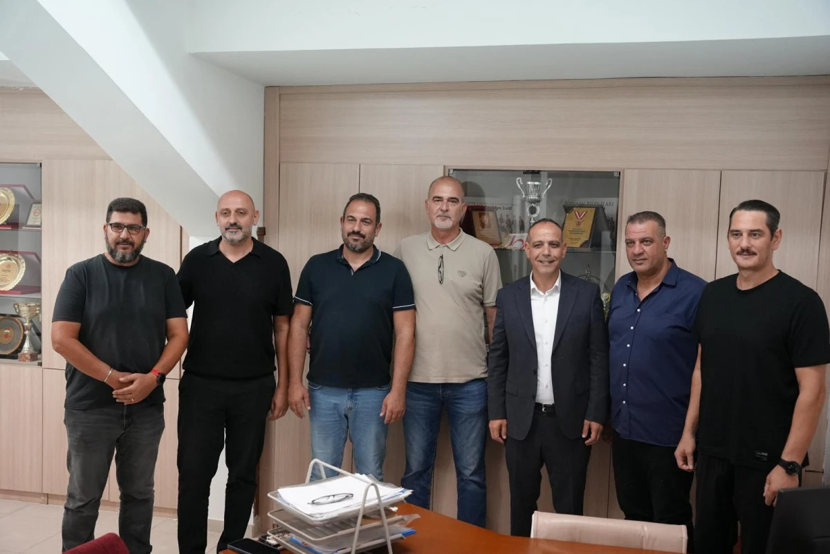 Basketbol Federasyonu Mehmet Harmancı&rsquo;yı Ağırladı