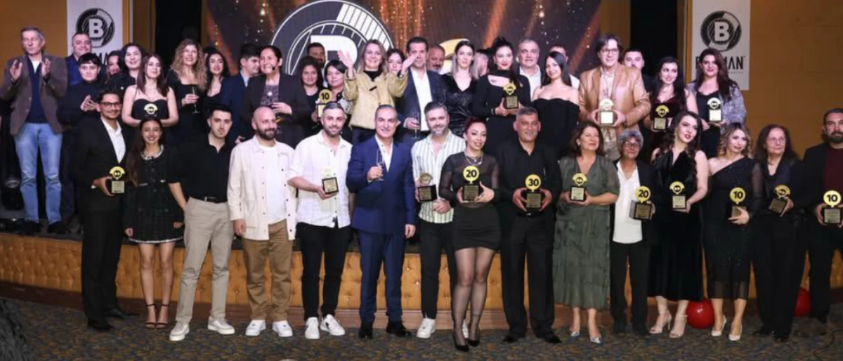 Başman Group of Companies'ten muhteşem "&Ouml;d&uuml;l & Motivasyon Gecesi"
