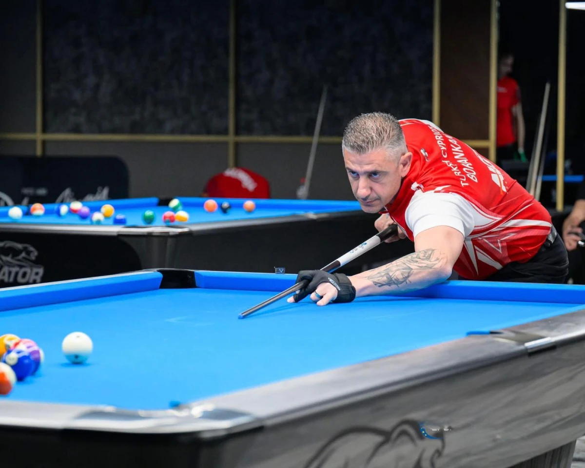 Bilardo sezonu Seny&ouml;rler S&uuml;per Kupa Şampiyonu H&uuml;seyin Borankan