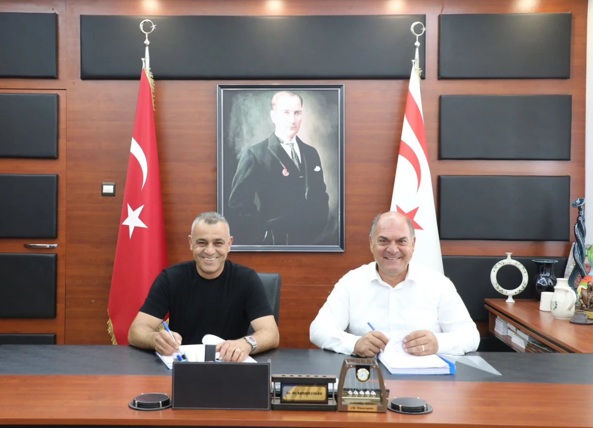 Cadde D&ouml;n&uuml;ş&uuml;m Projesi i&ccedil;in imzalar atıldı