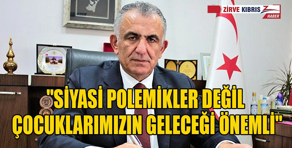 &Ccedil;avuşoğlu: 'Eğitim Yatırımları Rekabet Değil, Herkesin El Ele Verdiği Ortak Eserlerdir