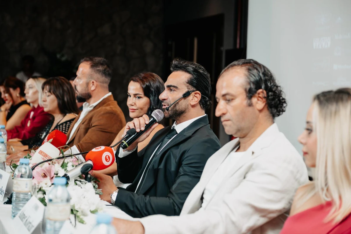 En Moda Uluslararası &Ouml;d&uuml;l T&ouml;reni Basın Toplantısı Ger&ccedil;ekleştirildi