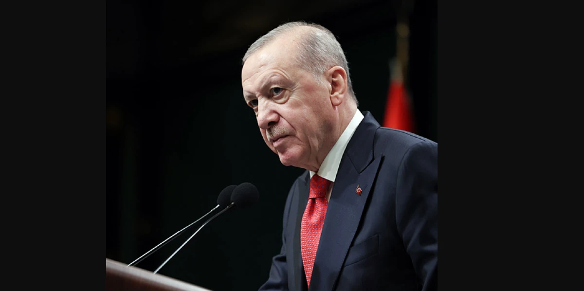 ERDOĞAN: &ldquo;KIBRIS'TAKİ MESELE; KIBRIS T&Uuml;RK HALKININ EGEMEN EŞİTLİĞİNİN VE EŞİT ULUSLARARASI STAT&Uuml;S&Uuml;N&Uuml;N KABUL&Uuml; MESELESİDİR&rdquo;