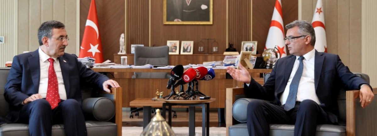 Erh&uuml;rman: Kıbrıs sorunundaki s&uuml;reci T&uuml;rkiye Cumhuriyeti ile uyum i&ccedil;erisinde y&uuml;r&uuml;t&uuml;yoruz