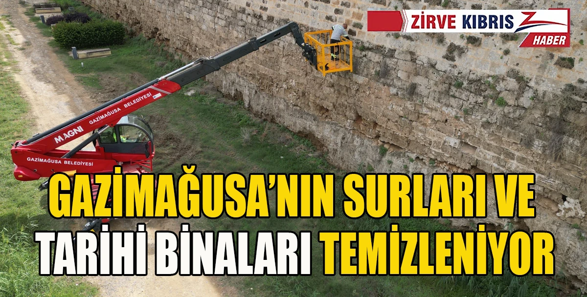 Gazimağusa'nın sur duvarlarında ve tarihi binalarında ot temizliği