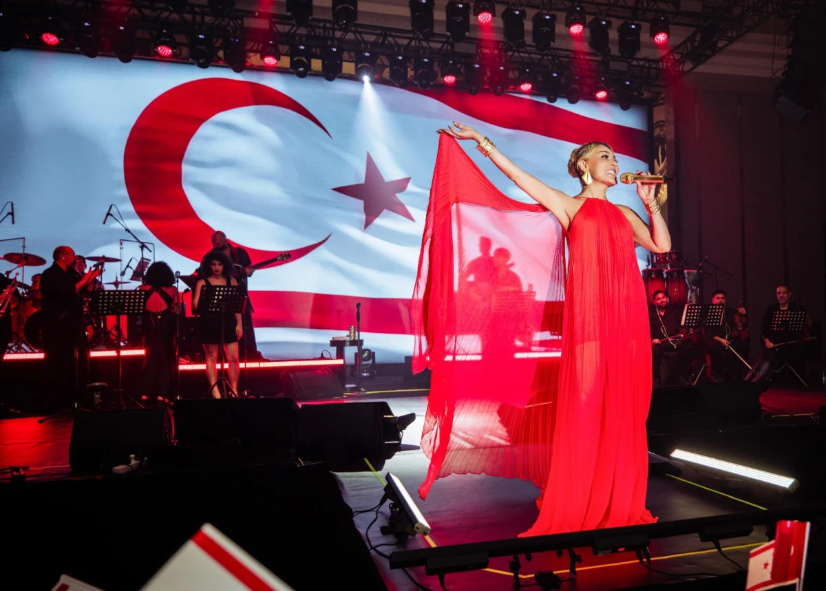 Grand Sapphire&rsquo;de Ziynet Sali r&uuml;zgarı