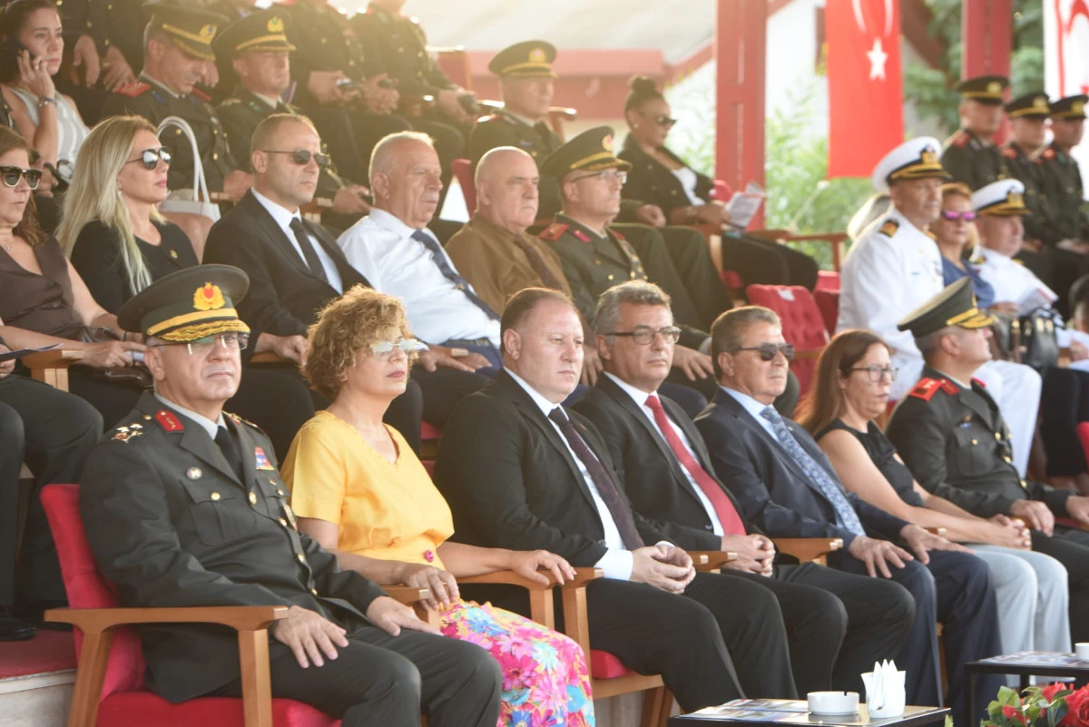 G&uuml;venlik Kuvvetleri Komutanlığı 4. Piyade Alayı Sancak Devir Teslim T&ouml;reni G&uuml;lseren&rsquo;de yapıldı