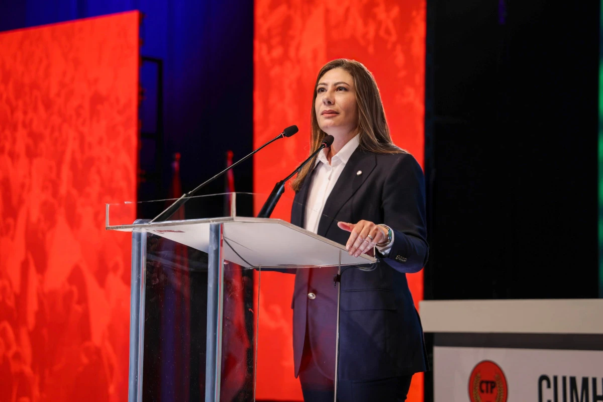 İncirli&rsquo;den &Ouml;zg&uuml;r &Ouml;zel&rsquo;e tebrik mesajı
