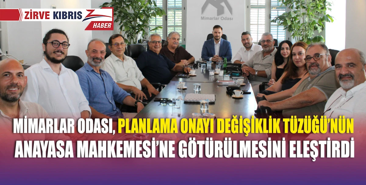 “İnşaat, makine, elektrik mühendisleri ve diğer ilgili disiplinlerle iş birliği içinde çalışan mimarlar, yapının bütüncül ve sağlıklı bir şekilde projelendirilmesini koordine ederler