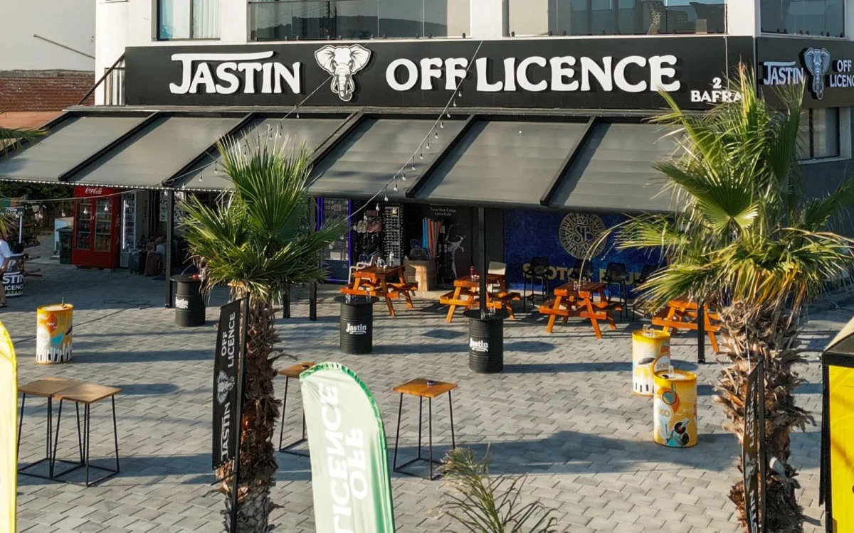 Jastin Off Licence Modern Konseptiyle Kapılarını A&ccedil;tı