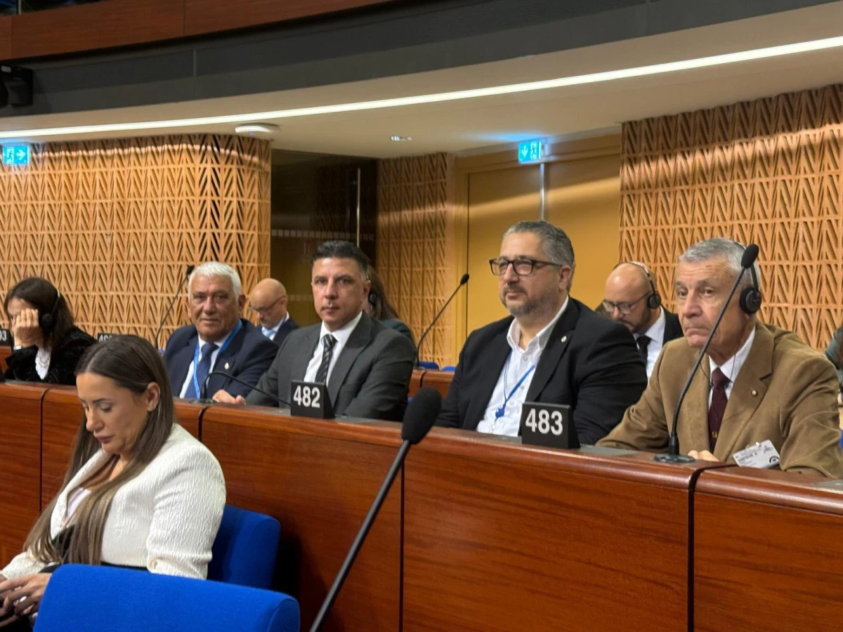 Kıbrıs T&uuml;rk Belediyeler Birliği heyeti Strasbourg&rsquo;da toplantılara katıldı