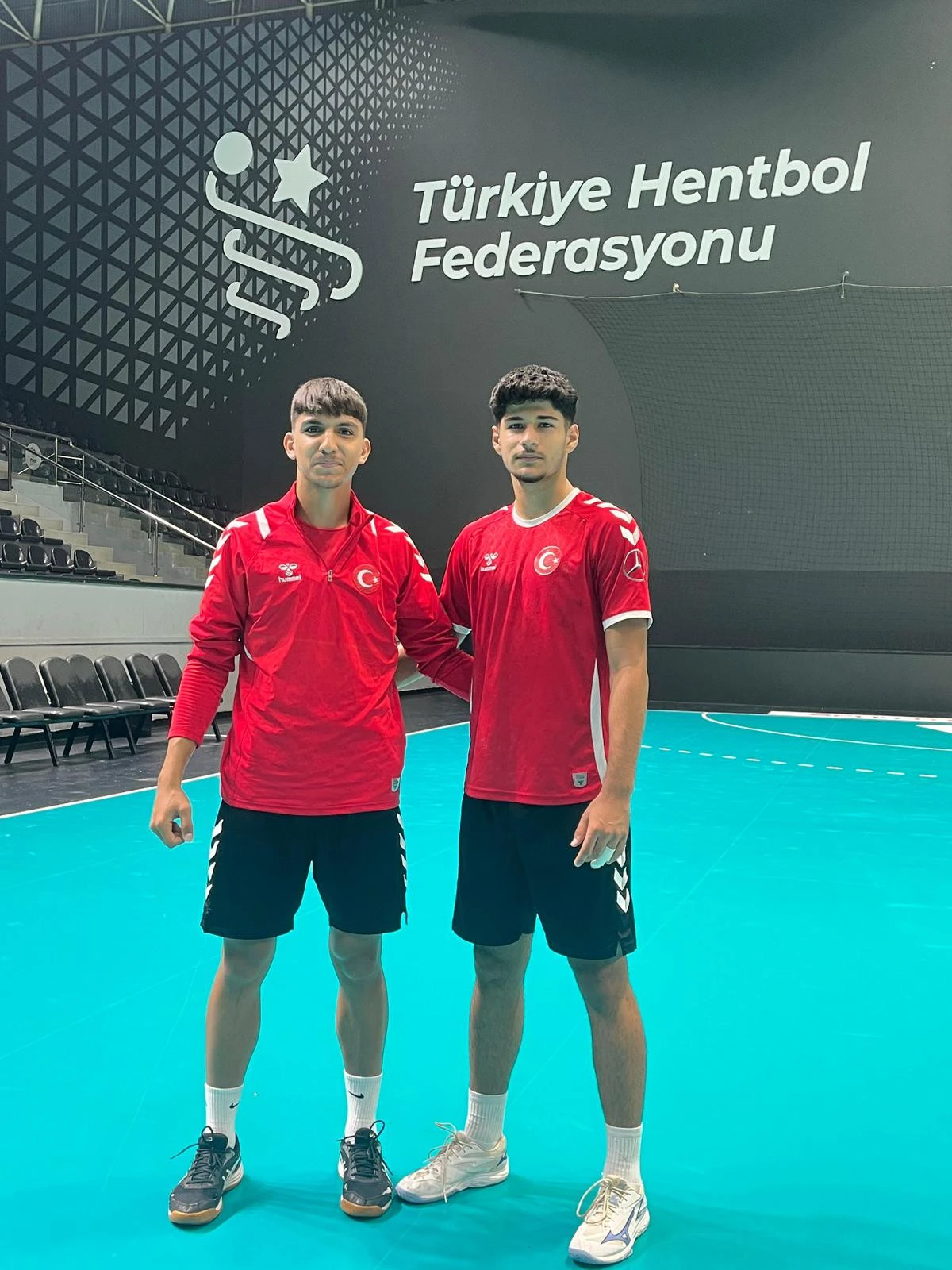 KKTC hentbolunun gen&ccedil; yetenekleri milli takım radarında