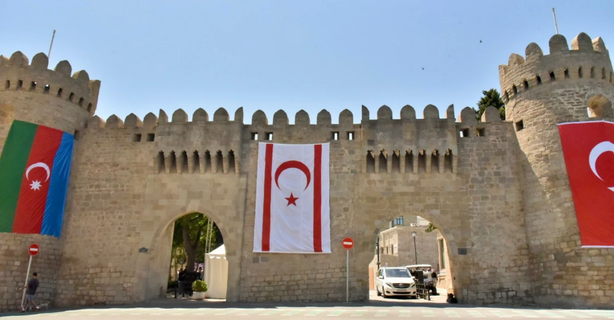 KKTC&rsquo;nin k&uuml;lt&uuml;rel mirası Bak&uuml;&rsquo;de tanıtıldı