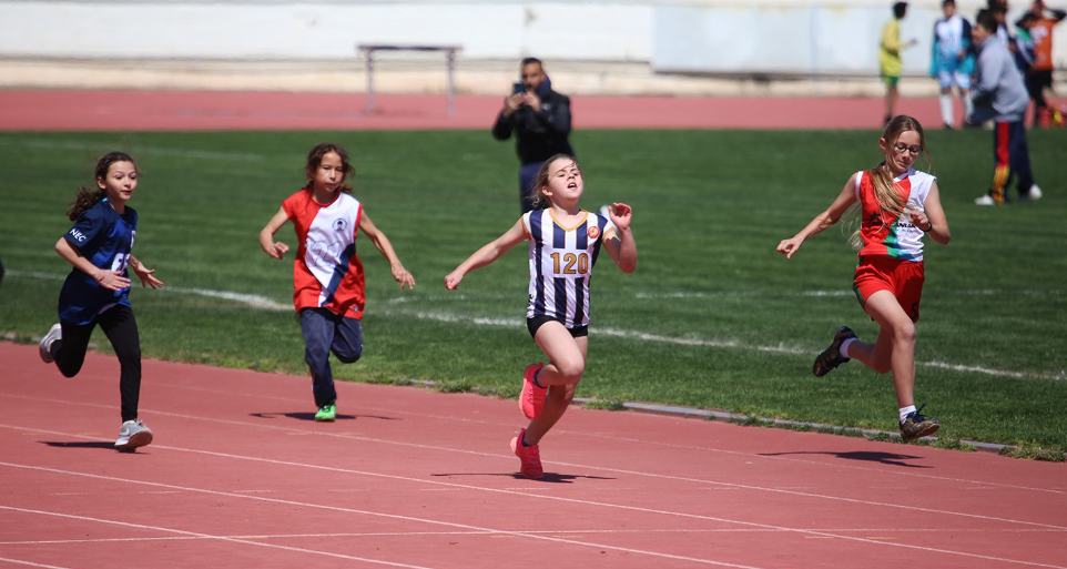 Küçükler Atletizm Eleme Yarışları başladı