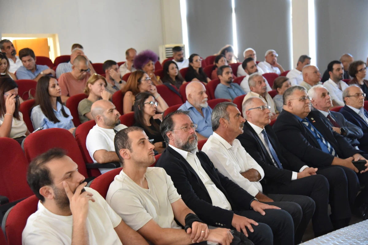 Lala Mustafa Paşa Camii Restorasyonu İ&ccedil;in Bilgilendirme Toplantısı D&uuml;zenlendi