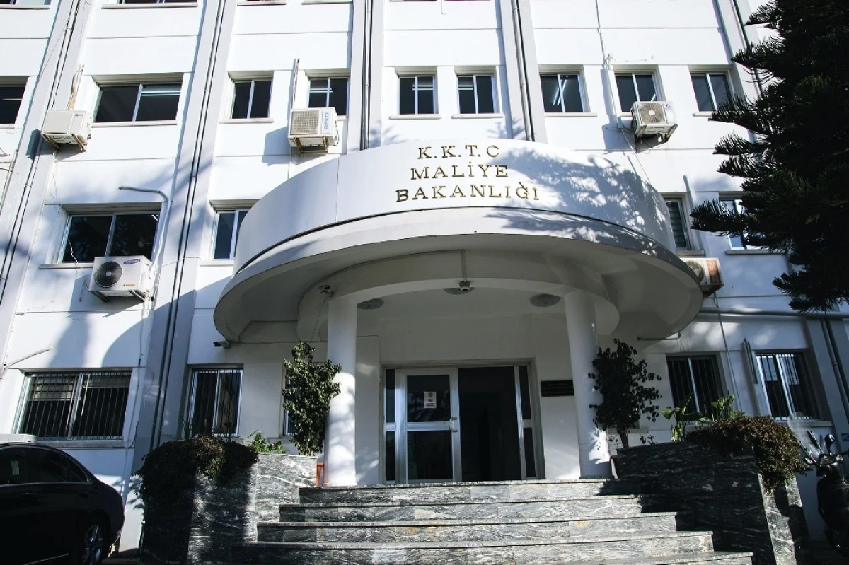 Maliye Bakanlığı: &Ouml;demeler yasal mevzuata uygun şekilde yapılıyor