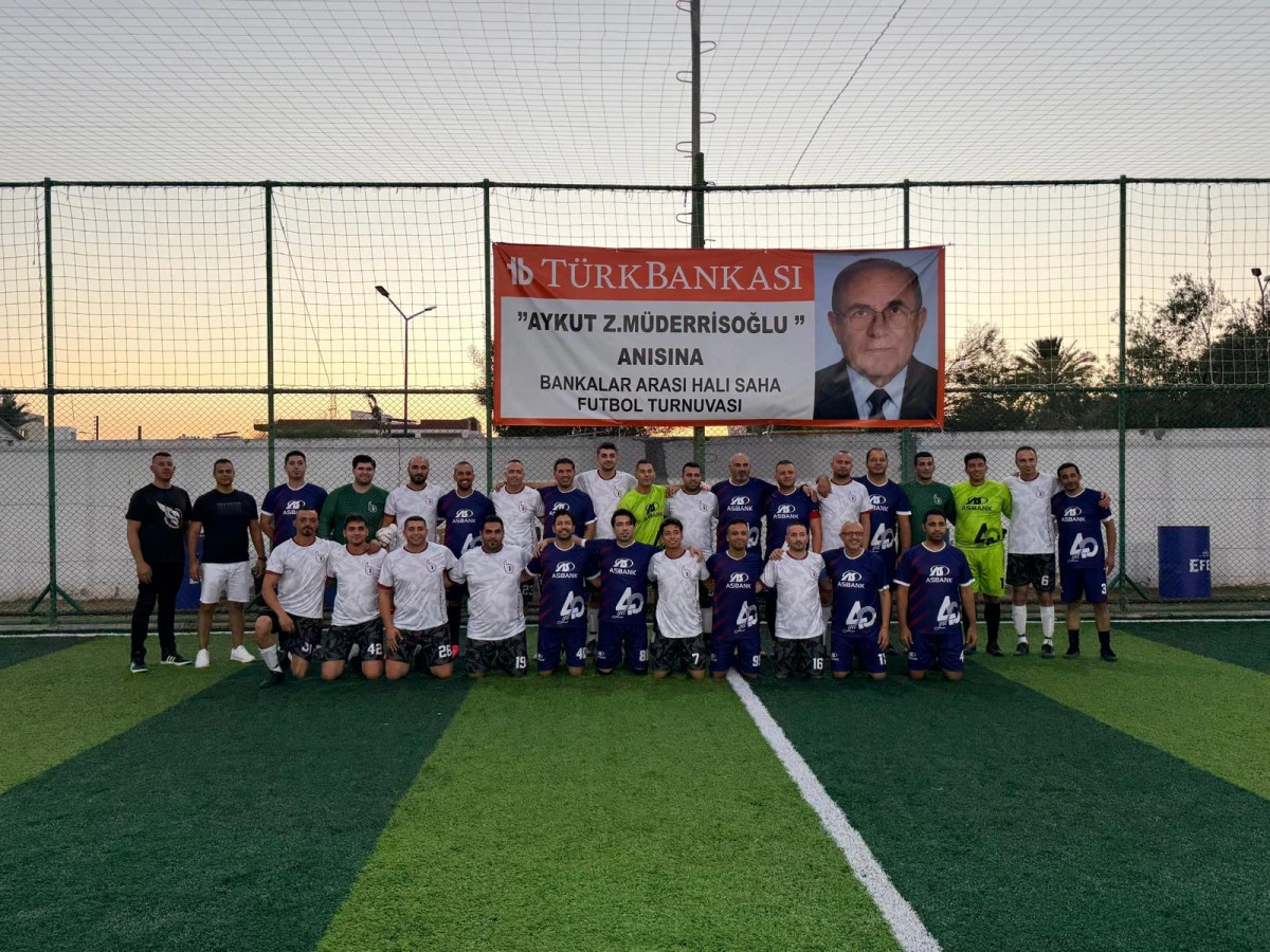 Near East Bank ve Asbank&rsquo;tan altı goll&uuml; beraberlik