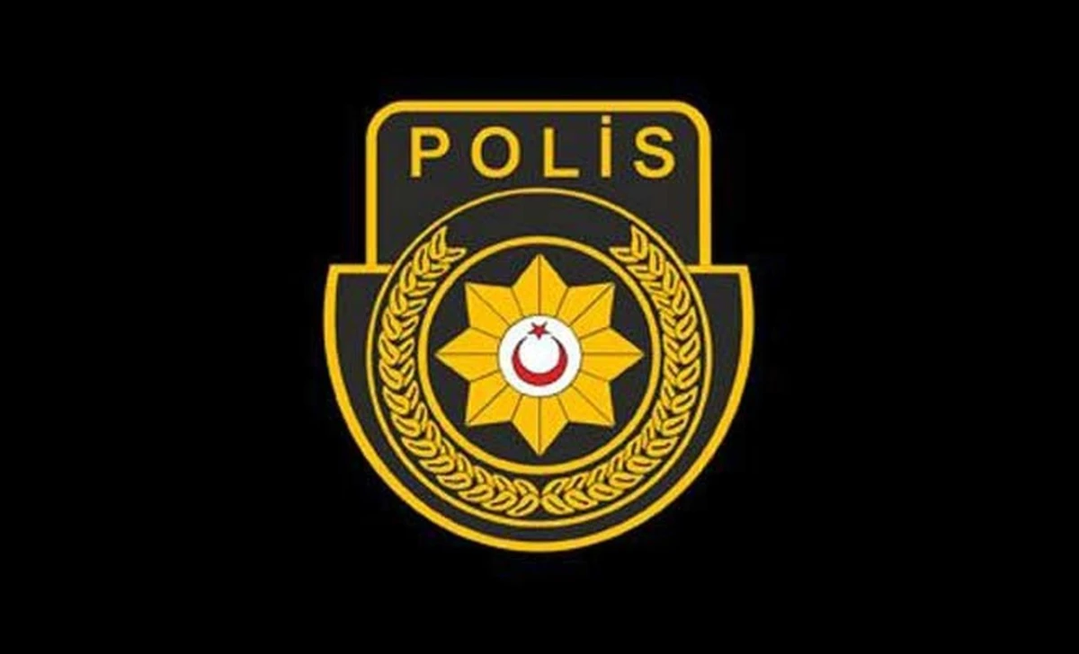 Olay yerinden ka&ccedil;an s&uuml;r&uuml;c&uuml; polis ekipleri tarafından aranıyor