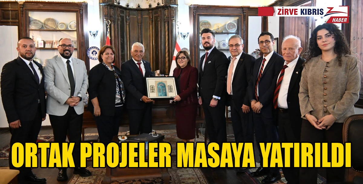 &Ouml;z&ccedil;ınar, Gaziantep B&uuml;y&uuml;kşehir Belediye Başkanı Şahin ile g&ouml;r&uuml;şt&uuml;