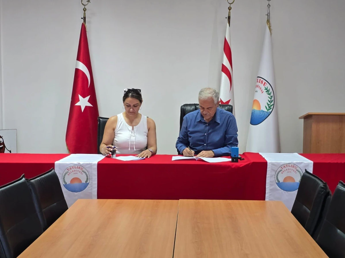 Tatlısu'da &Uuml;cretsiz Tenis Kortu İ&ccedil;in İmzalar Atıldı