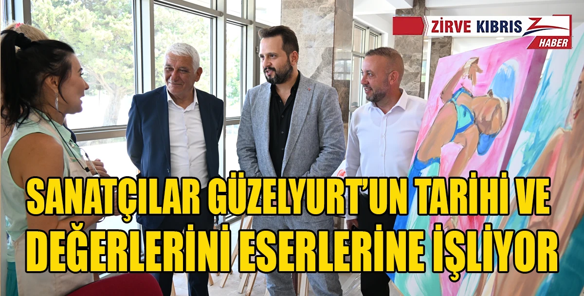 Uluslararası G&uuml;zelyurt Sanat Buluşması'nda sanat&ccedil;ılar eserleri &uuml;zerinde &ccedil;alışıyor