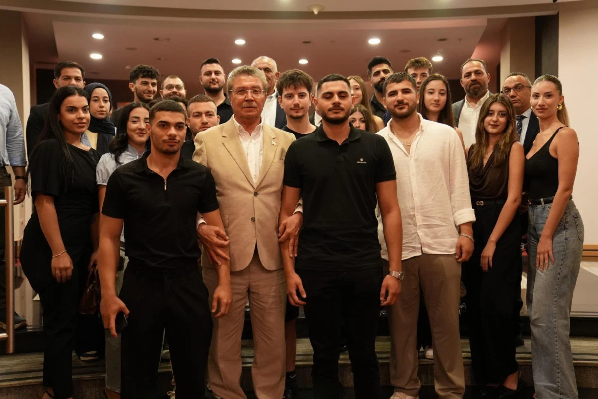 &Uuml;stel: Gen&ccedil; Konut Projesiyle 5 Bin Gencimizi Yuva Sahibi Yapacağız