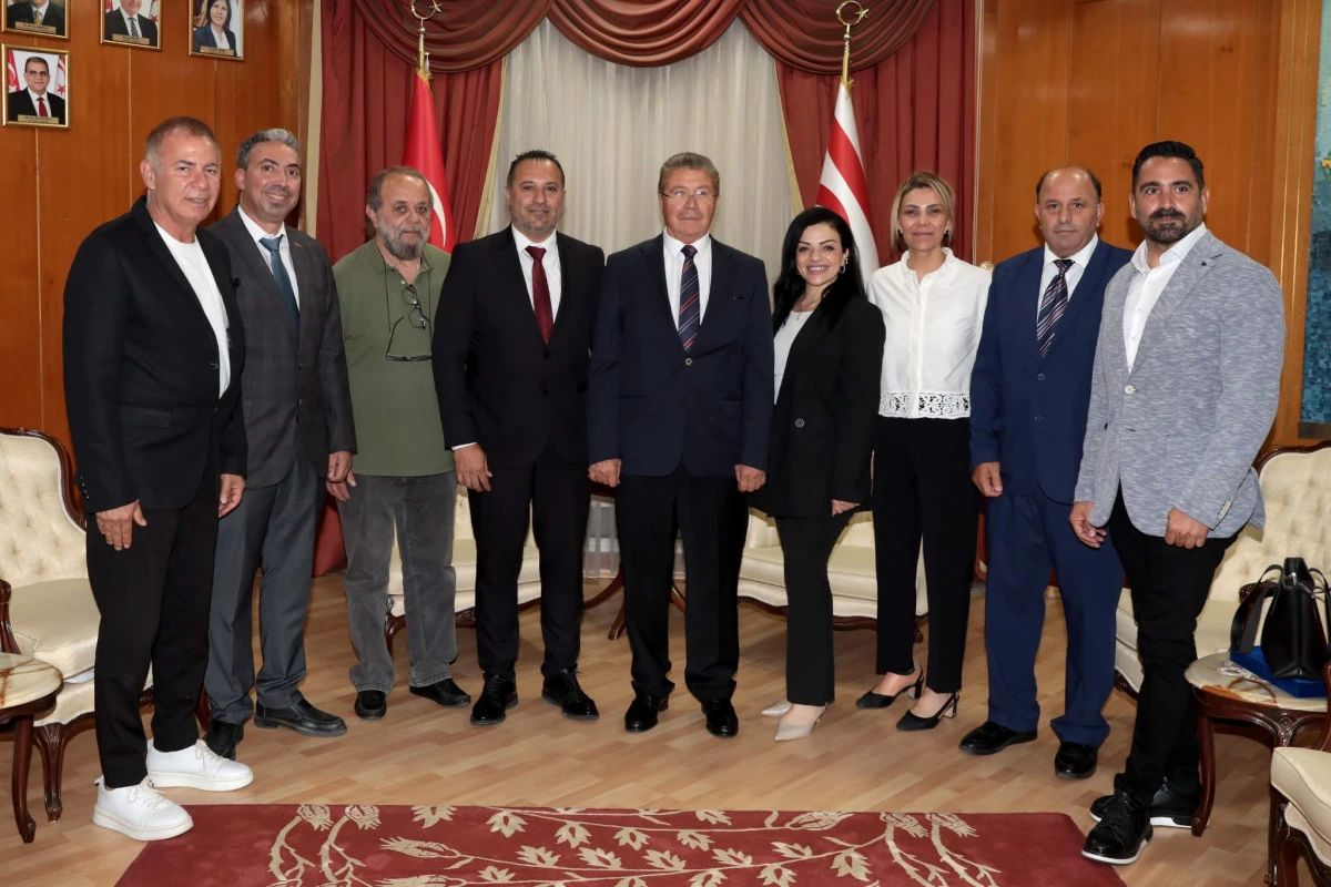 &Uuml;stel : Sporun gelişiminde basının rol&uuml; &ouml;nemli