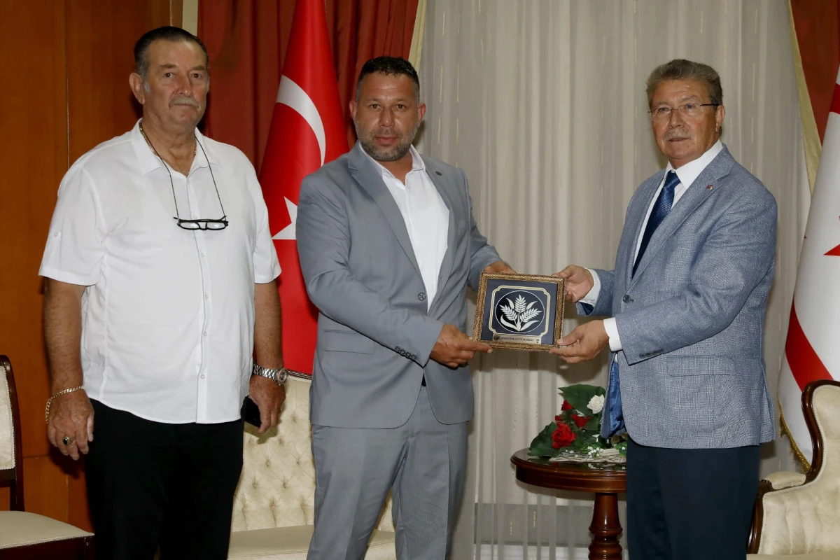 &Uuml;stel: &ldquo;&Uuml;retim, bu &uuml;lkenin varoluş m&uuml;cadelesinin temelidir&rdquo;